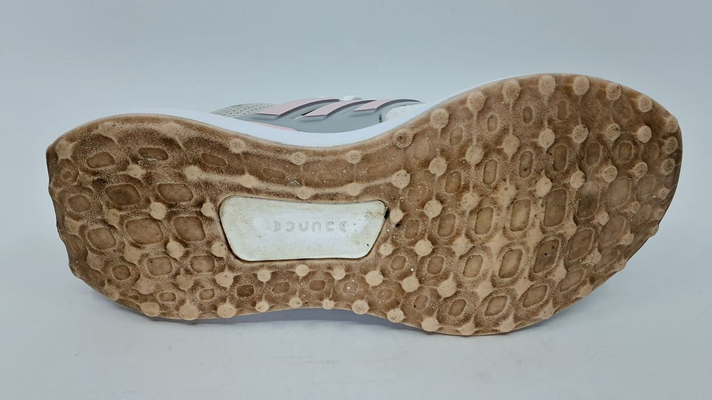 adidas Women's UBounce DNA Sneaker, White/Clear Pink/Silver Metallic, 6