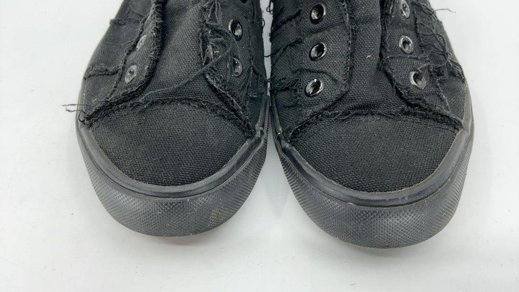 Slip-On Canvas Sneakers for Women, Size 8, Black, Fashionable Design