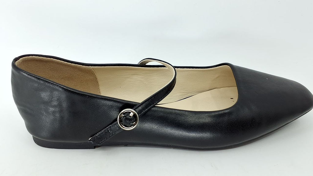Versatile Womens Black Flats Size 7 w/ Adjustable Strap & Comfort