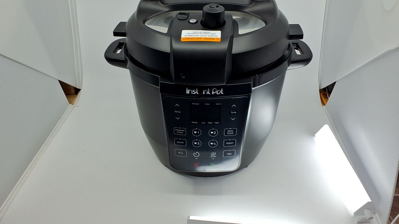 Instant Pot 6Qt RIO Chef Series 7-in-1 Multi-Cooker, Pressure Cooker, Black