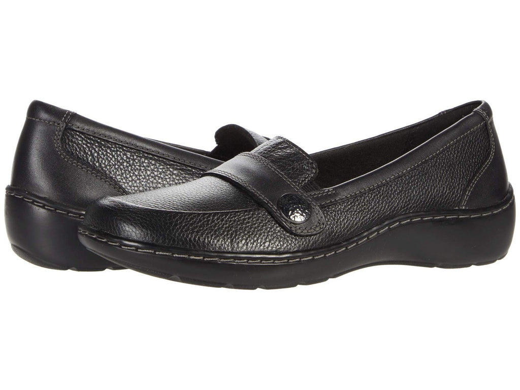 Clarks womens Cora Daisy Loafer, Black Tumbled Leather, 7.5 US