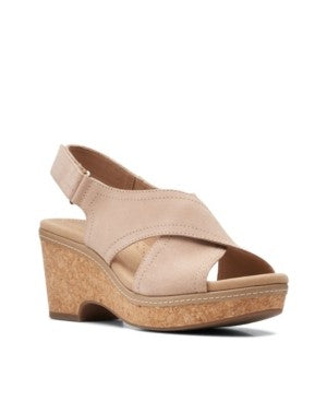 Clarks Women's Giselle Cove Wedge Sandal, Sand Leather, 6