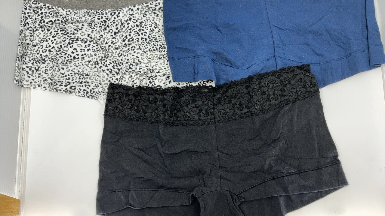 Maidenform Women's Boyshort Panty Pack, Lace Cotton, Navy/Grey/Black, L