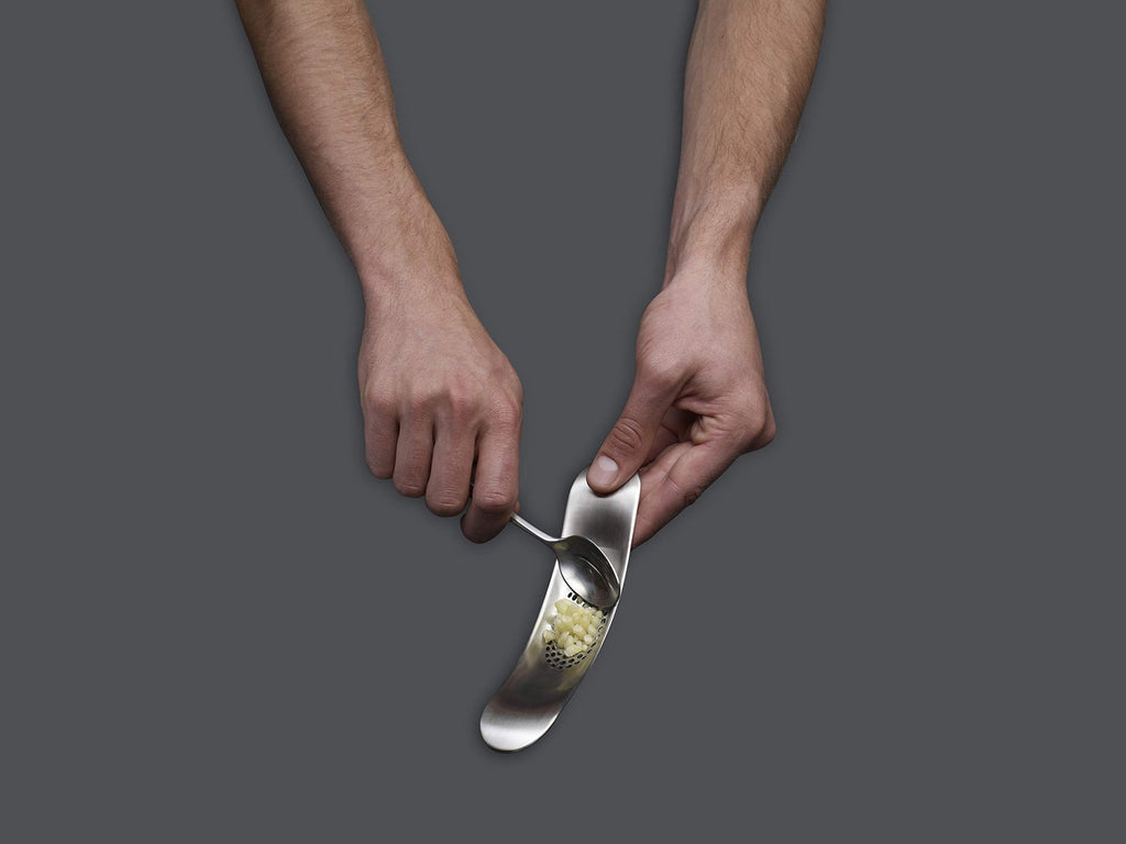 Garlic Press Rocker, Stainless Steel Mincer, Easy Clean & Dishwasher Safe