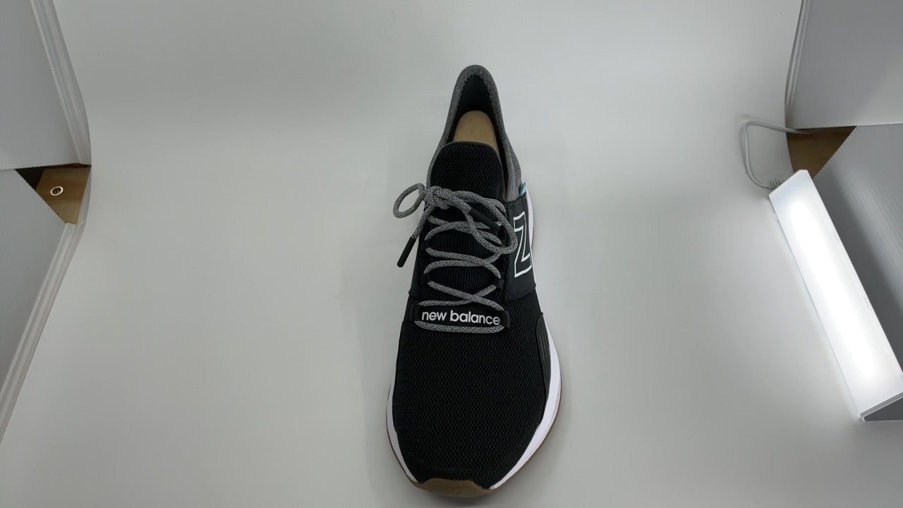New Balance Women's Fresh Foam Roav V1 Sneaker, Black/Light Aluminum, 11 - Image 3