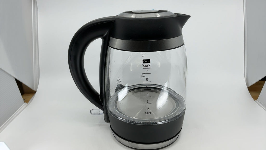 Chefman Electric Kettle, 1.8L 1500W, Hot Water Boiler, Removable Lid for Easy Cleaning, Auto Shut Off, Boil-Dry Protection, Stainless Steel Filter, BPA Free, Borosilicate Glass Electric Tea Kettle - Image 7