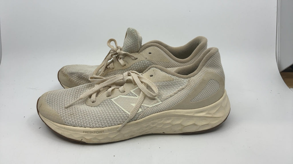 New Balance KIds Arishi Fresh Foam v4 Sneaker, LINEN/SANDSTONE, 6.5 M Big Kid (8-12 Years) - Image 8