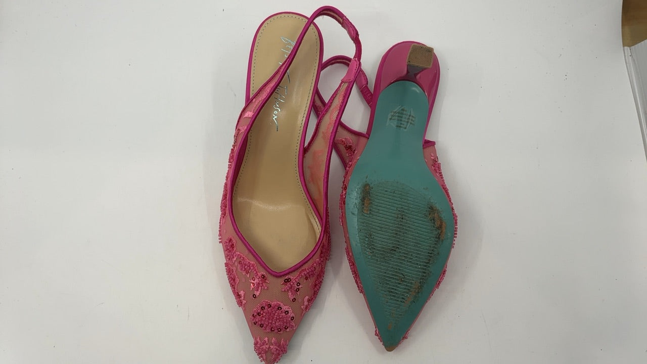 Betsey Johnson Women's Nikki Pump, Fuchsia, 8 - Image 4