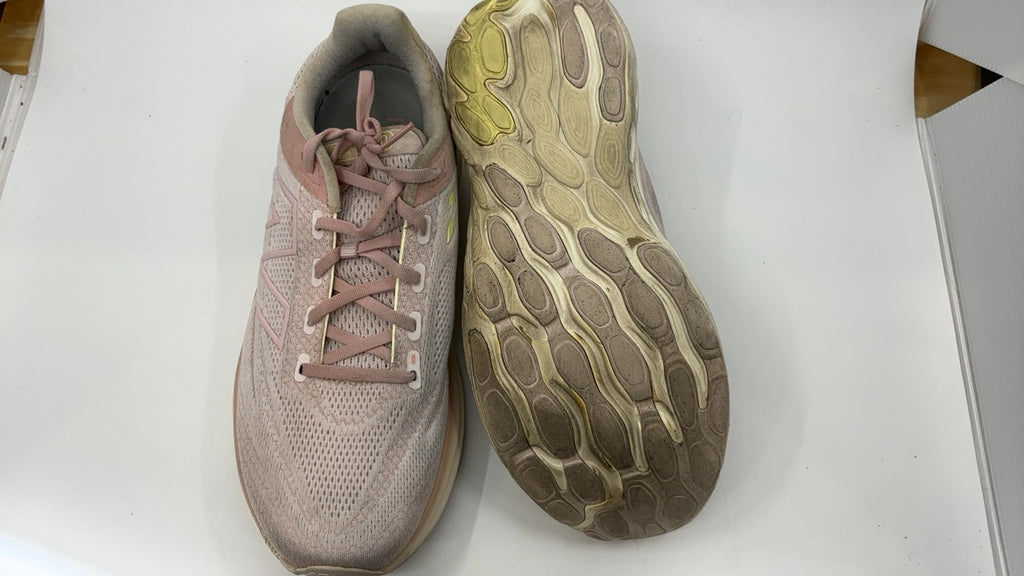 New Balance Women's W1080V13 Running Shoe, Pink Granite/ORB Pink/Limelight, 12 X-Wide - Image 4