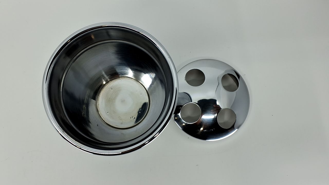 nu steel Timeless Toothbrush Holder - Image 6