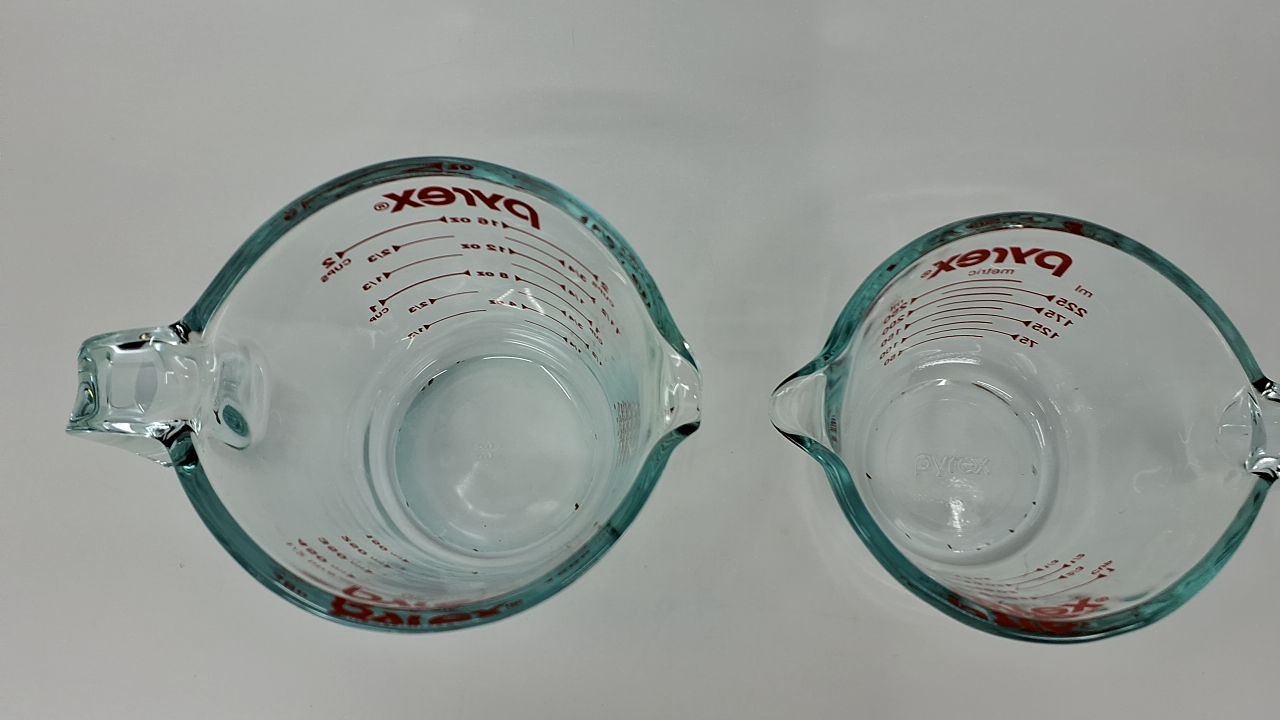Pyrex Essentials (2-Pack) Glass Measuring Cups Set, (1 & 2 Cup) Measuring Cups For Prepping, Baking and Cooking, Preheated Oven, Dishwasher, Freezer, and Microwave Safe - Image 8