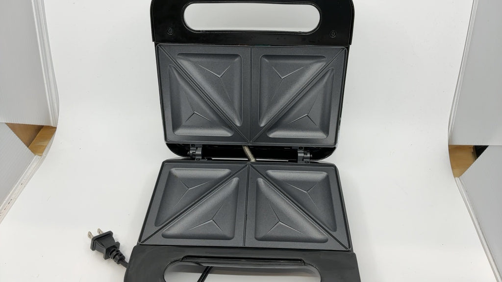 Black OVENTE Sandwich Maker w/ Non-Stick Plates & Indicator Lights