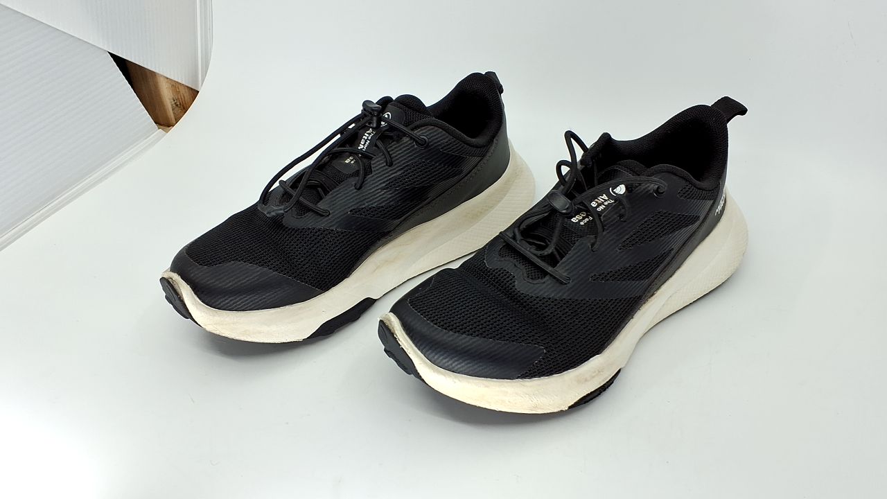 The North Face Teen Altamesa Trail Running Shoe | Unisex Fit, Lightweight & Highly Cushioned EVA Midsole, TNF Black/Asphalt Grey, 3 - Image 3