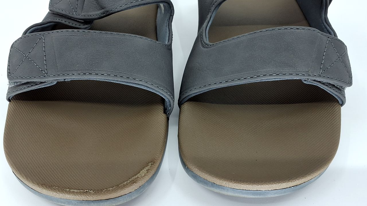 REEF Cushion Tradewind SL Mens Fashion Slides, Adjustable Vegan Leather Straps, Ultra Soft Cushion Footbed, Grey/Tan, 9 - Image 6