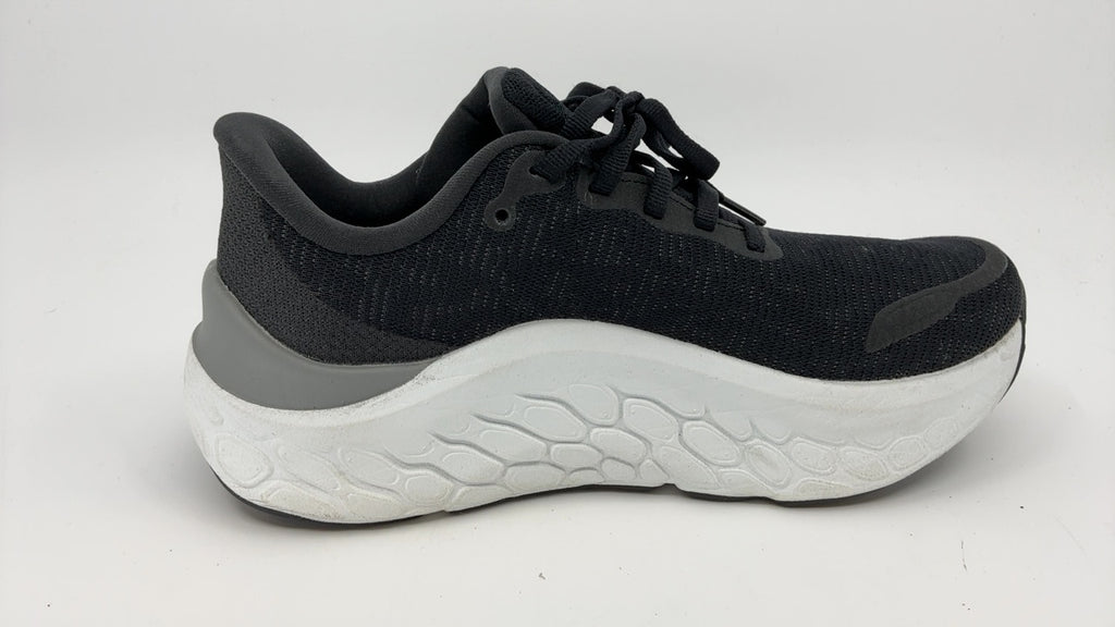 New Balance Women's Fresh Foam X Kaiha Road V1 Running Shoe, Black/Phantom/Silver Metallic, 6.5 - Image 3