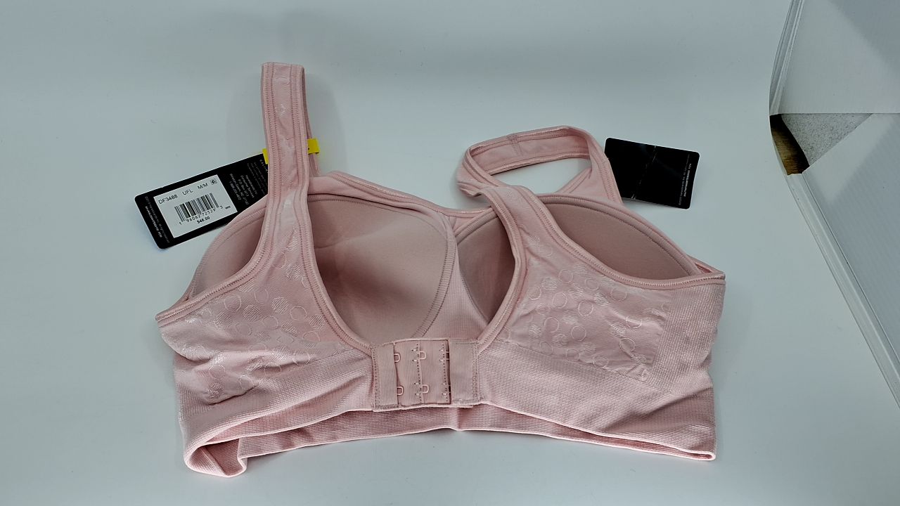 Bali Women's Wireless Bra, Comfort Revolution Full-Coverage Wirefree Bra for Women, Moisture-Wicking - Image 7