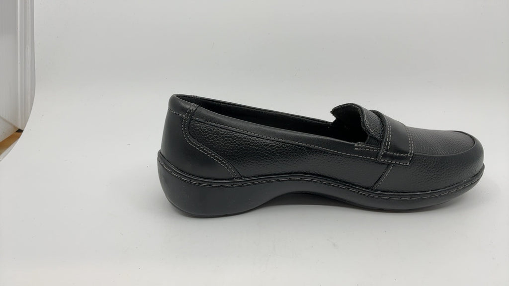 Clarks womens Cora Daisy Loafer, Black Tumbled Leather, 7.5 US - Image 2