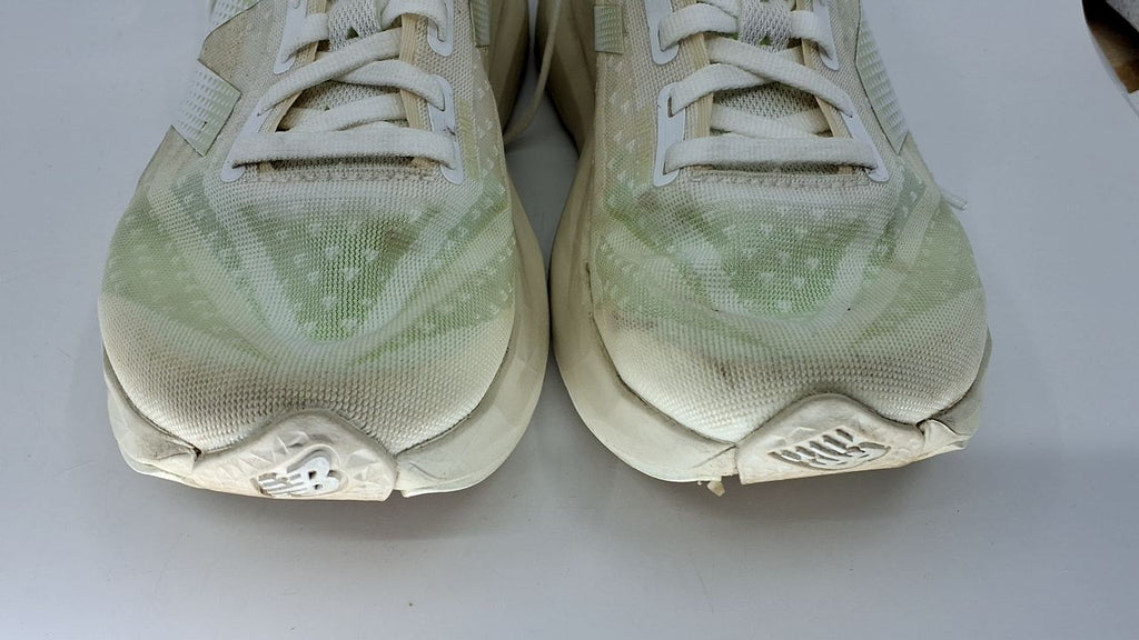 New Balance Women's FuelCell Rebel V4 Running Shoe, White/Linen/Sea Salt, 8 - Image 5