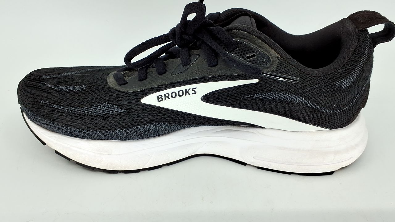 Brooks Women’s Trace 4 Neutral Running Shoe - Black/Grey/White - 7 Wide - Image 7