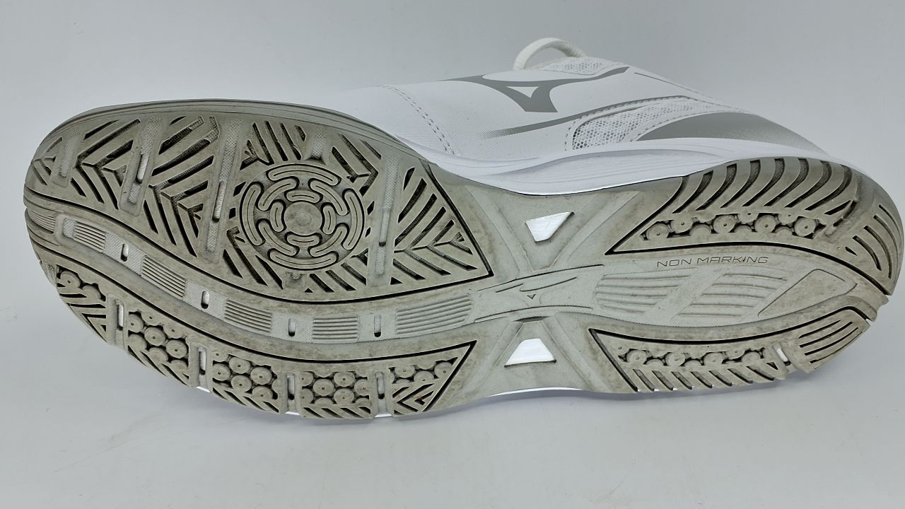 Mizuno Break Shot 5 AC Women's Racquet Sports Shoe Tennis, White/Ultimate Grey, 9.5 - Image 4