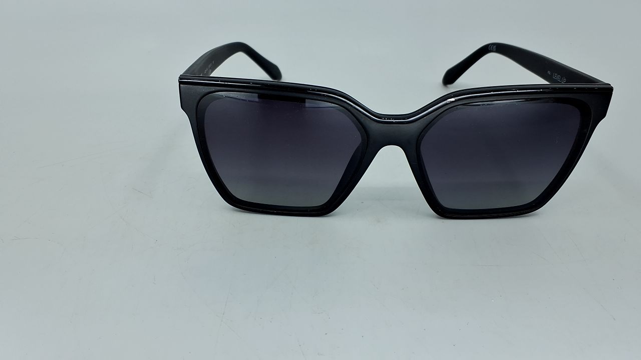 Quay - Womens Sunglasses, Polarized Square Lenses with UV Protection, Oversized Sunglasses (Level Up, Black) - Image 6