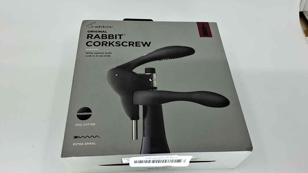 Rabbit W6004N Original Lever Corkscrew Wine Opener with Foil Cutter and Extra Spiral, Black Finish, Smooth Lever Action for Effortless Cork Removal - Image 3