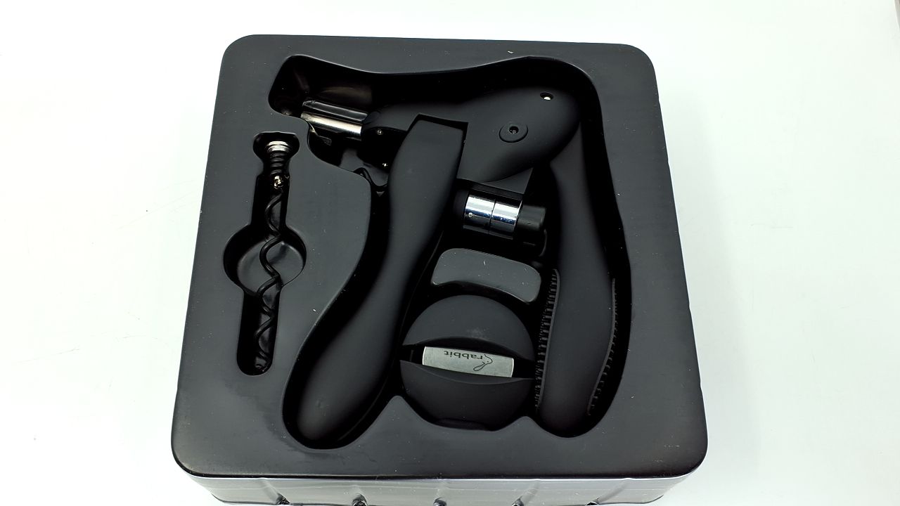 Rabbit W6004N Original Lever Corkscrew Wine Opener with Foil Cutter and Extra Spiral, Black Finish, Smooth Lever Action for Effortless Cork Removal - Image 4