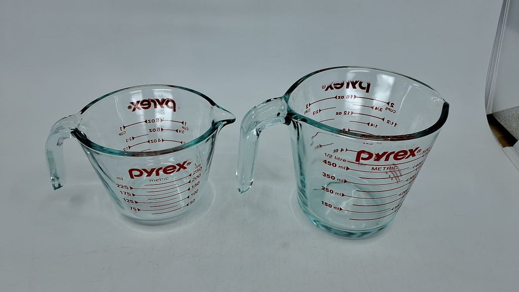 Pyrex Essentials (2-Pack) Glass Measuring Cups Set, (1 & 2 Cup) Measuring Cups For Prepping, Baking and Cooking, Preheated Oven, Dishwasher, Freezer, and Microwave Safe - Image 2