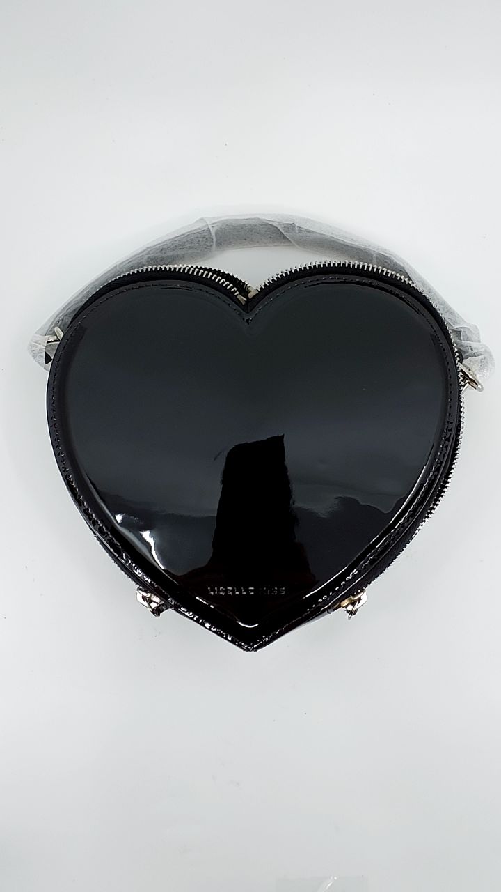 Liselle Kiss Harley Heart Top Handle Crossbody Bag, Black Glossy - Image 8