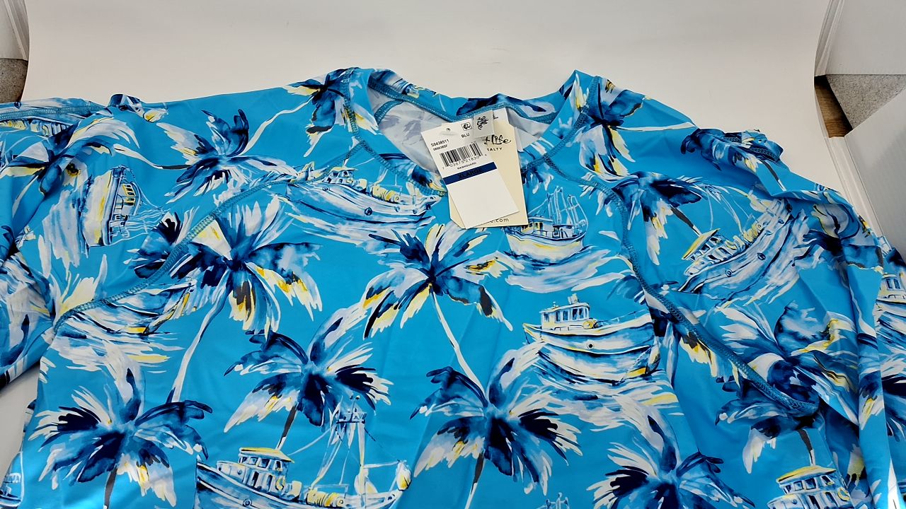 Salt Life Tropic Palm - Women's Rash Guard Top, Long Sleeve, UPF 50+, UV Sun Protection, Beach Cover Ups for Women, Blue, X-Large - Image 2
