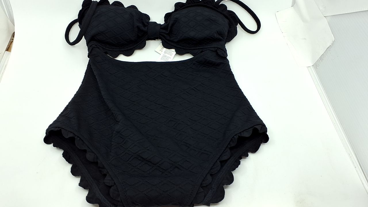 CUPSHE Women's One Piece Swimsuit Sexy Black Cutout Scallop Trim Bathing Suit, S - Image 2
