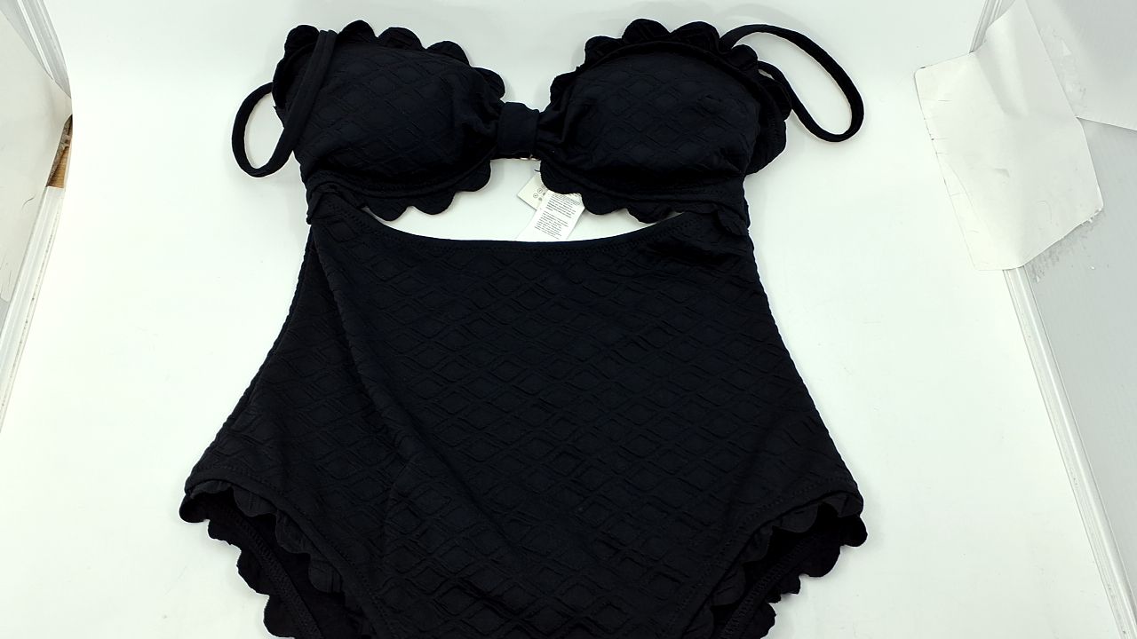 CUPSHE Women's One Piece Swimsuit Sexy Black Cutout Scallop Trim Bathing Suit, S - Image 3