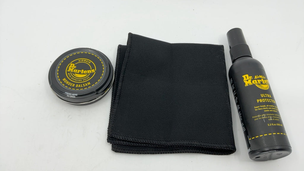 Dr. Martens Unisex's Kit 1 Shoe Care Product Set, Black, One Size - Image 3