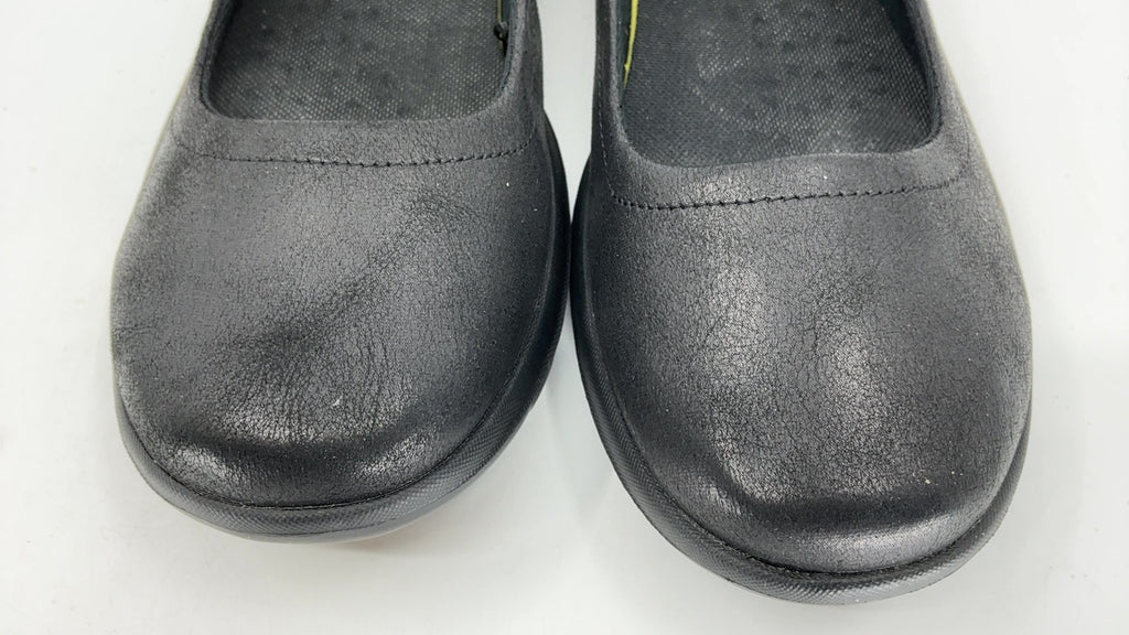Skechers Womens Casual Ballet Flat, Black/Black, 8 US - Image 5