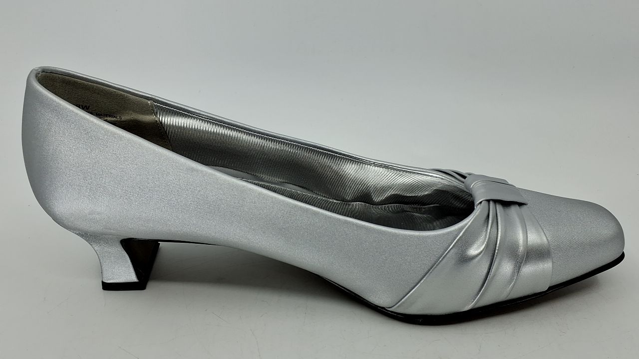 Easy Street Women's Waive Dress Pump,Silver Satin,8 W US - Image 3